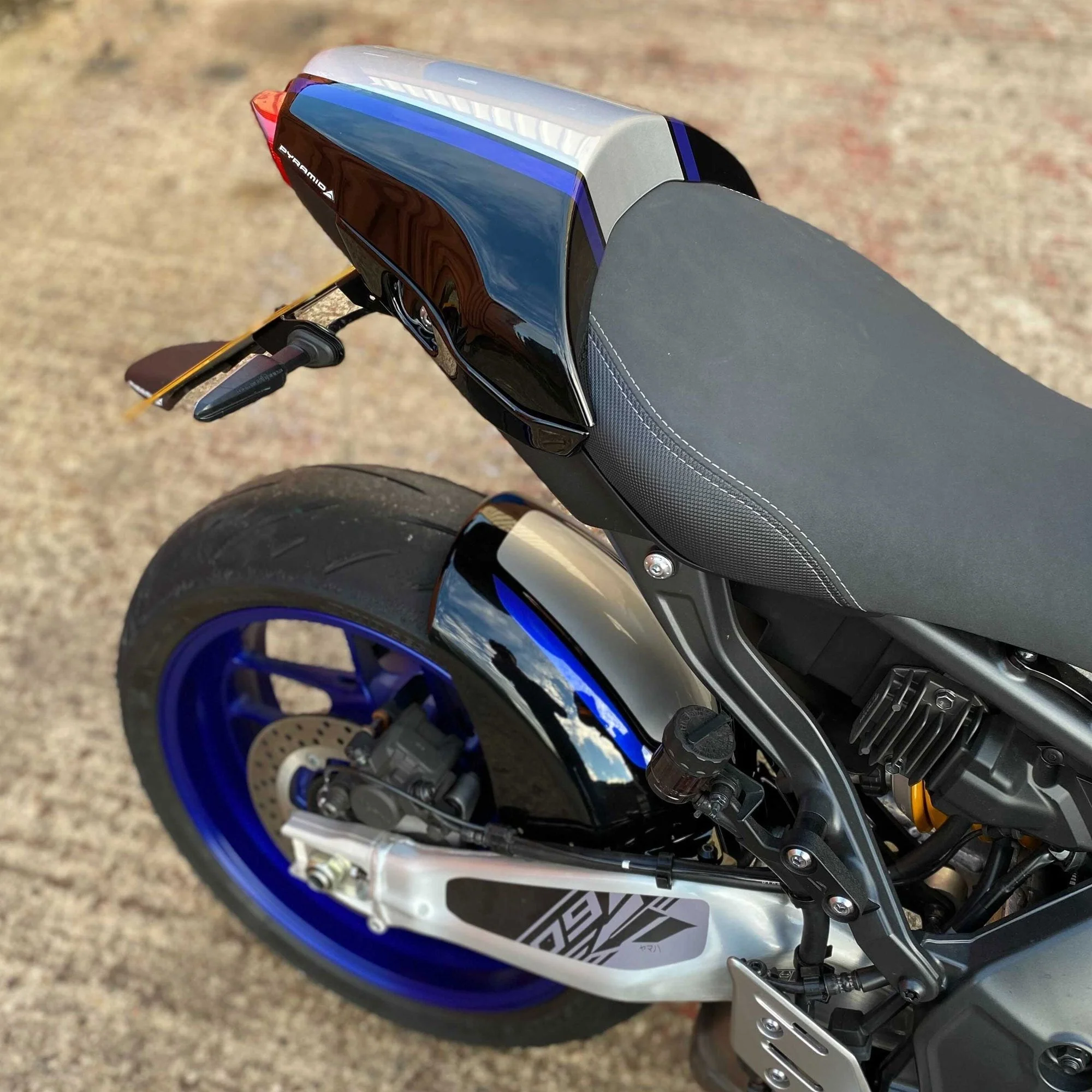 Pyramid Seat Cowl | SP Colours | Yamaha MT-09 2021>2023 - Image 2