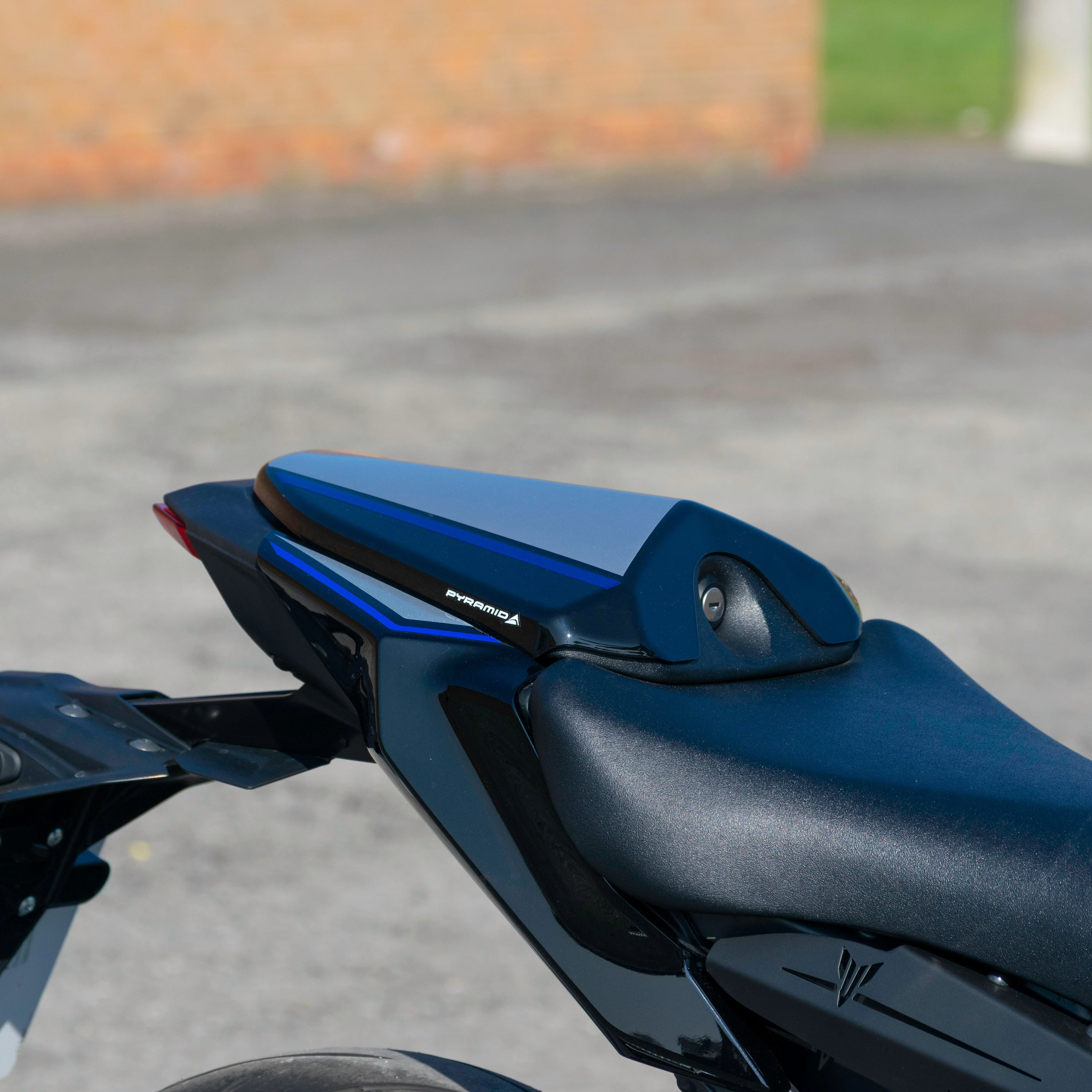 Pyramid Seat Cowl | SP Colours | Yamaha MT-09 SP 2024>Current - Image 4
