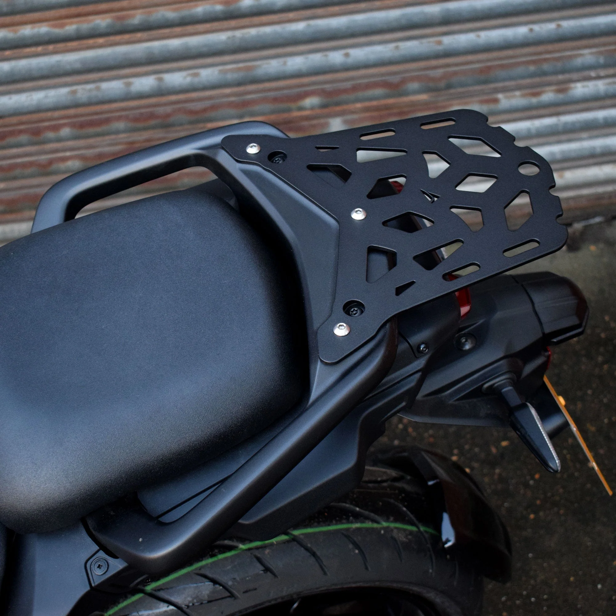 Pyramid Seat Rack | Matte Black | Yamaha Tracer 9 2021>2024 - Image 2