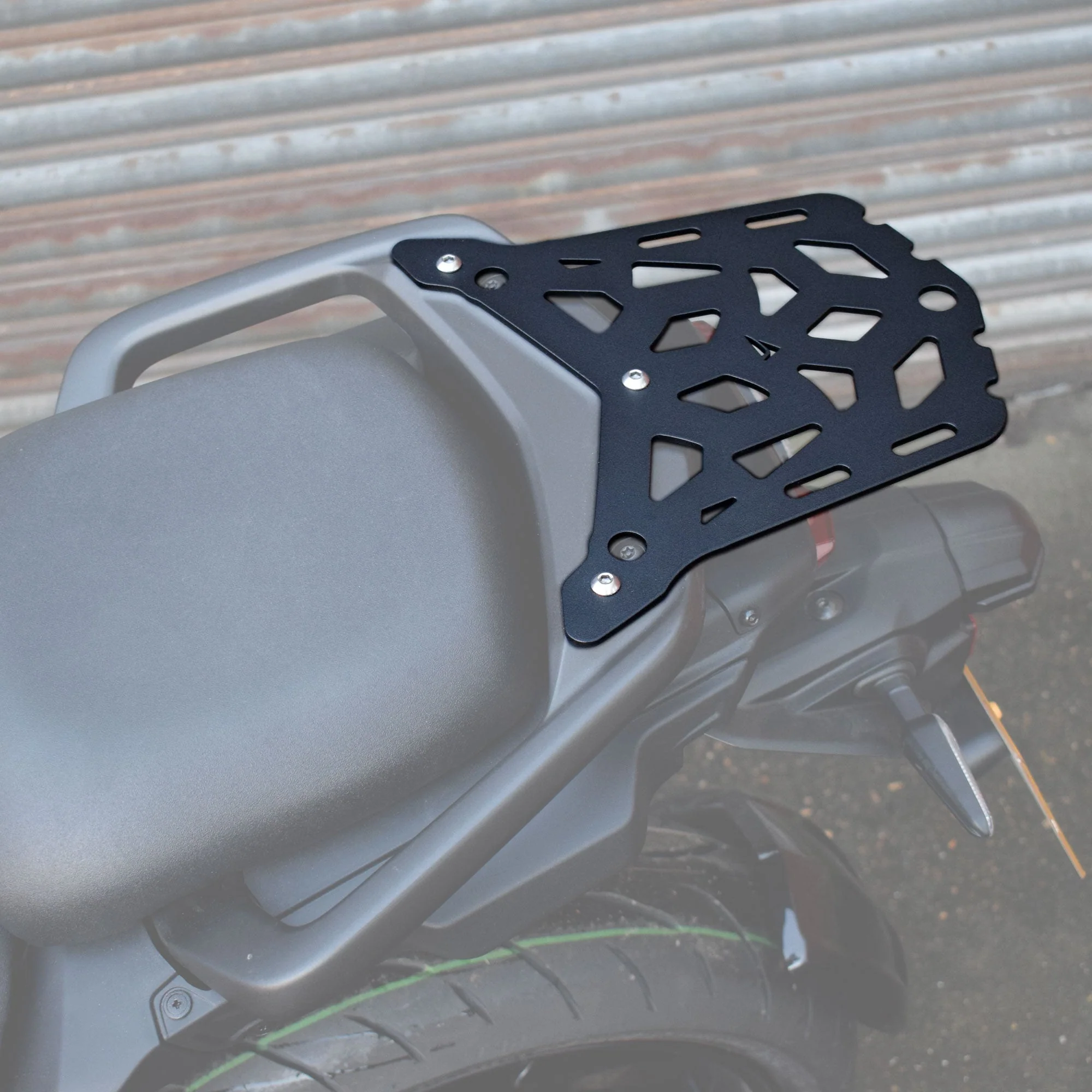 Pyramid Seat Rack | Matte Black | Yamaha Tracer 9 GT/GT+ 2021>2024 - Image 3