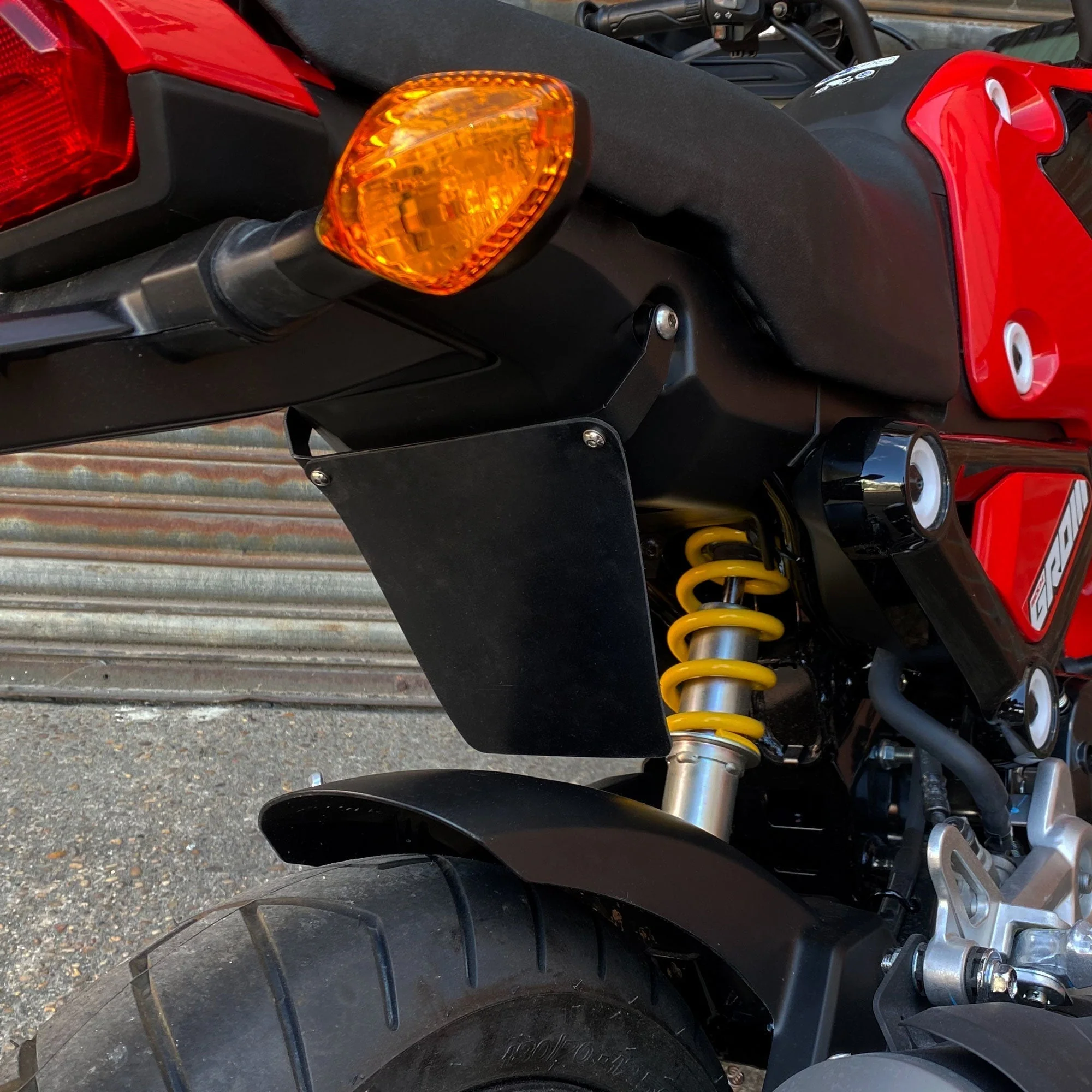 Pyramid Shock Shield | Black | Honda MSX 125 2021>Current - Image 4