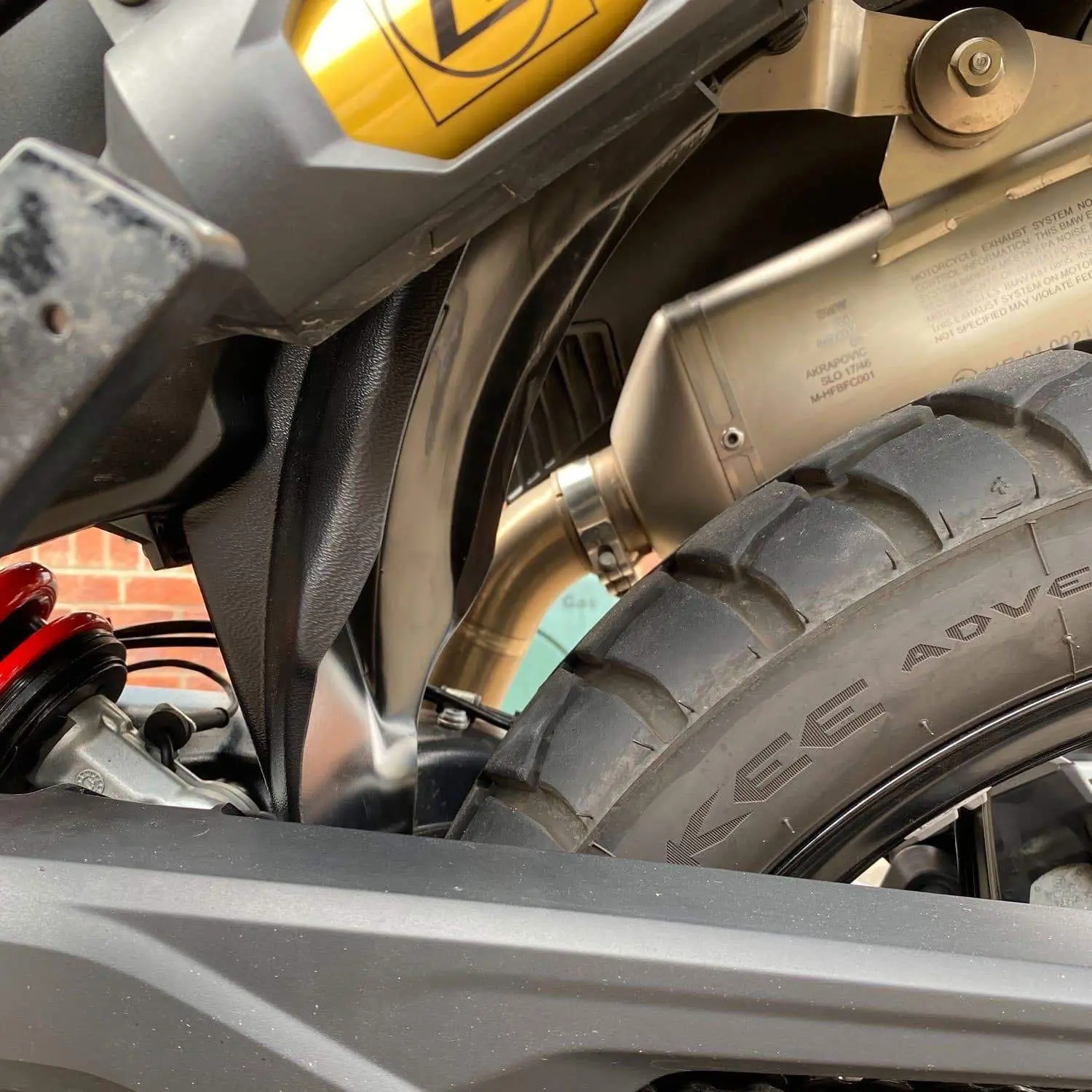 Pyramid Shock Shield | Matte Black | BMW F 850 GS Adventure 2018>Current - Image 3
