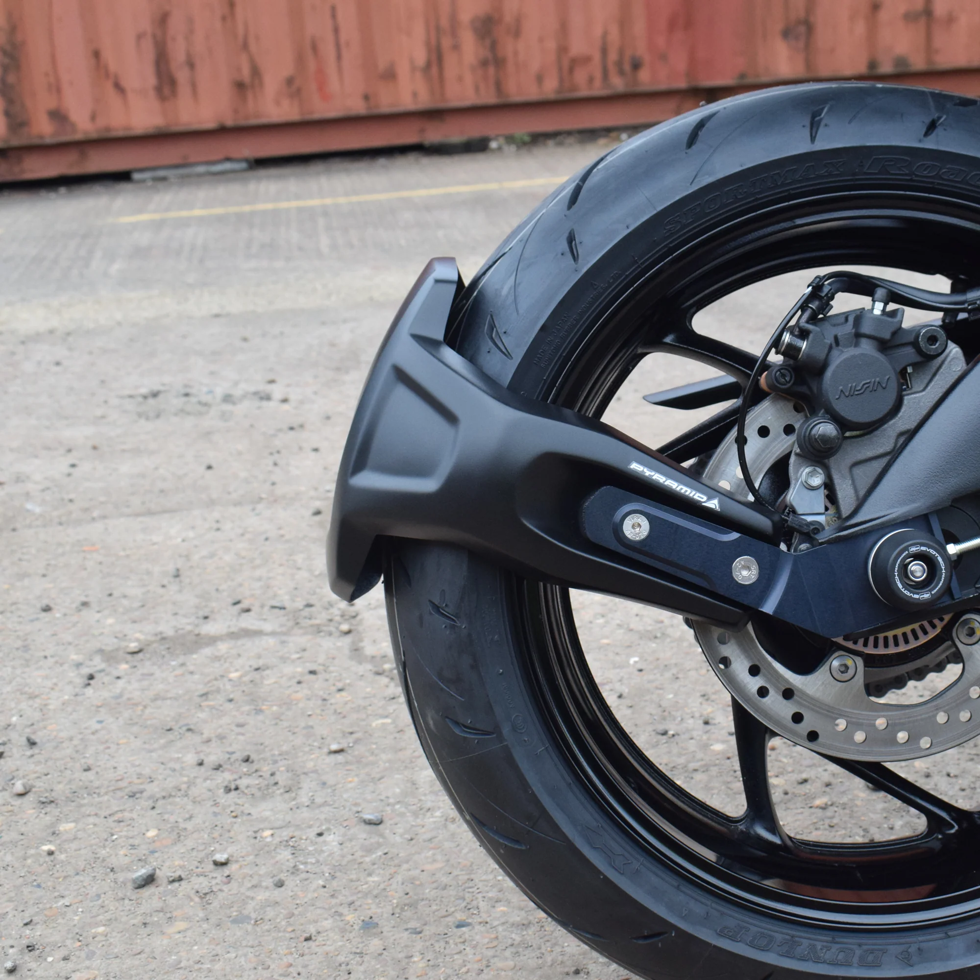 Pyramid Spray Guard | Gloss Black | Suzuki GSX-S1000GX 2024>Current - Image 4