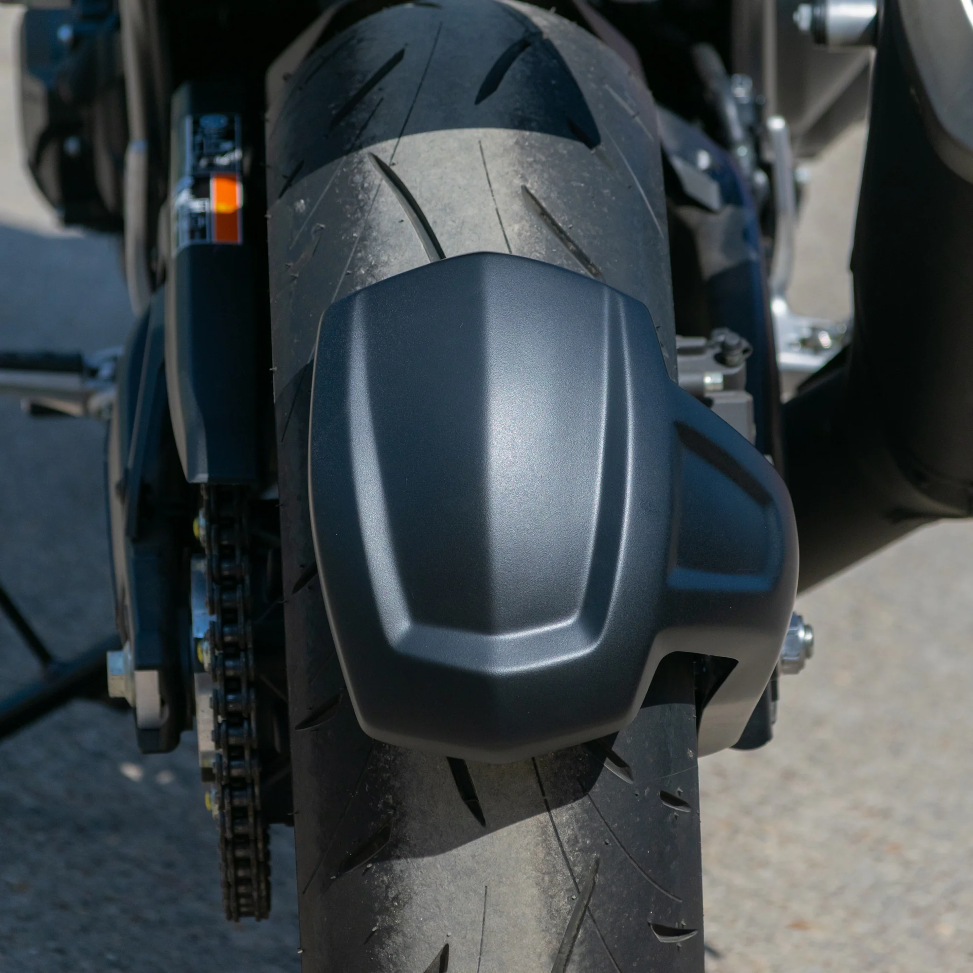 Pyramid Spray Guard | Matte Black | Honda CB1000 Hornet inc SP 2025>Current - Image 2
