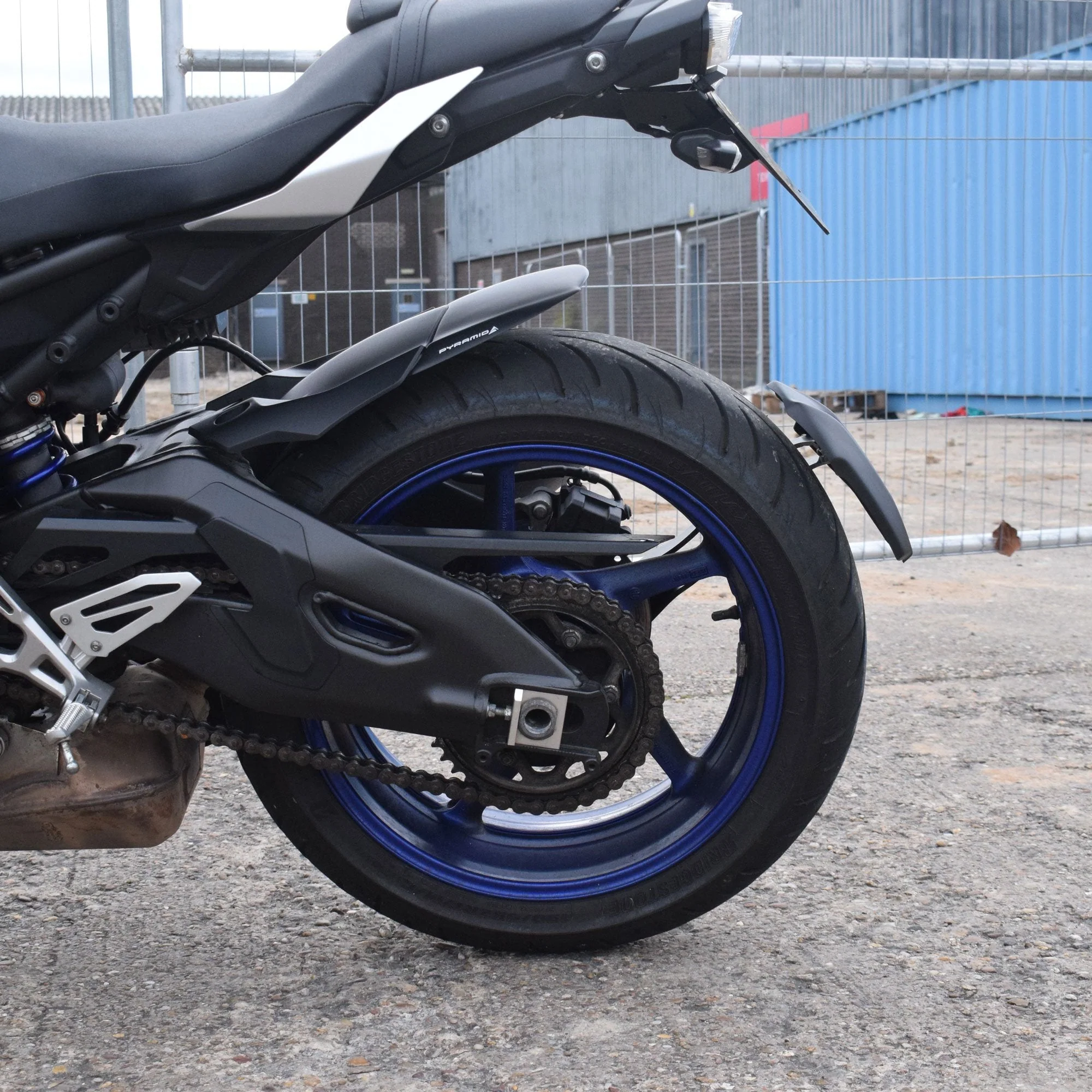 Pyramid Spray Guard | Matte Black | Yamaha MT-10 2016>Current - Image 6