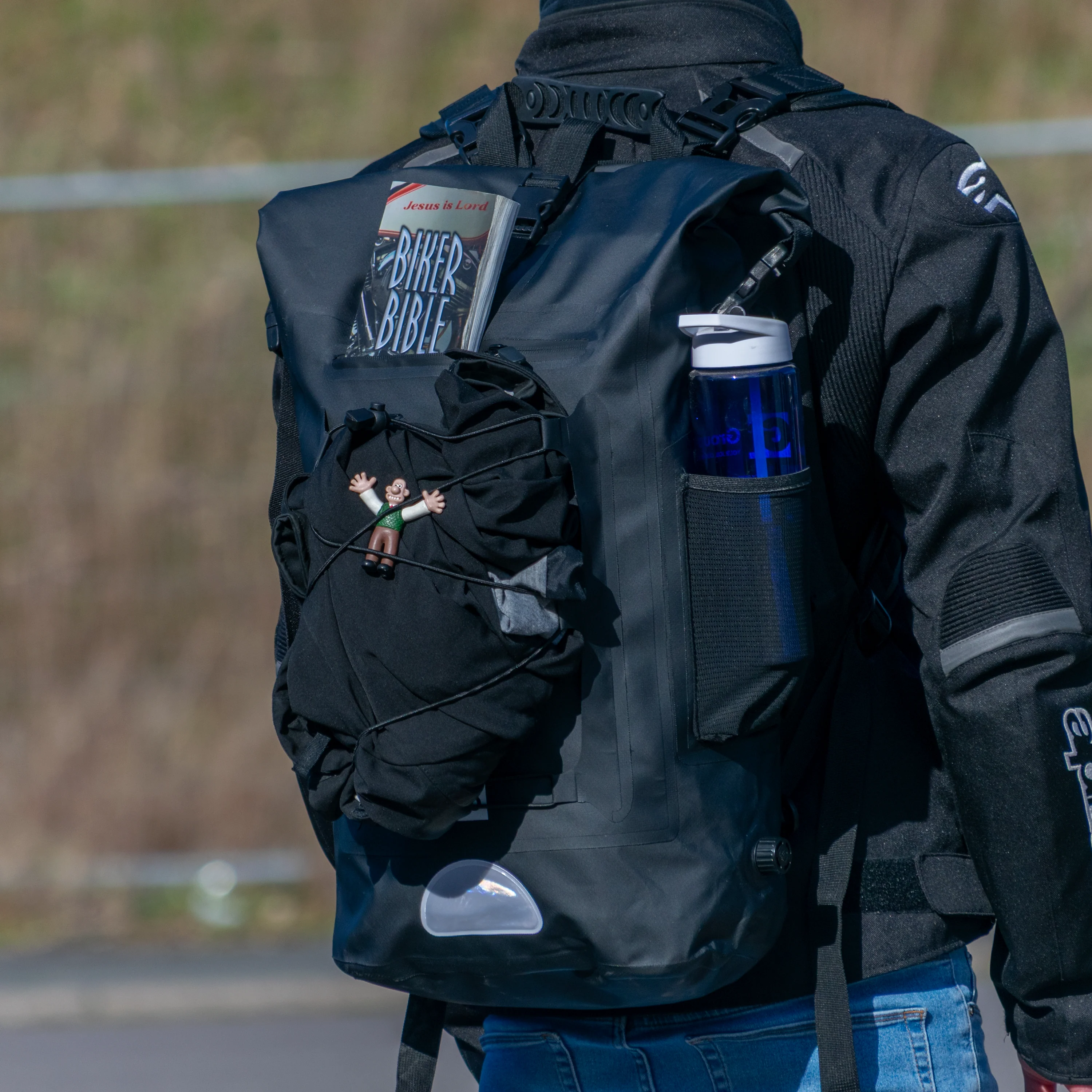 Pyramid Waterproof 35L Motorcycle Backpack | Black - Image 12