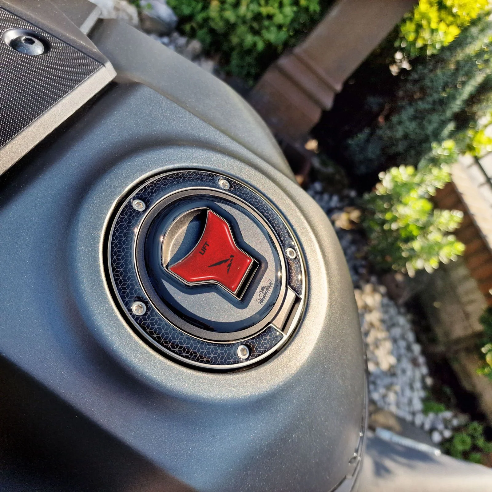 Resin Bike 3D Motorcycle Stickers - Fuel Cap | Honda CB750 Hornet 2023>2025 - Image 4