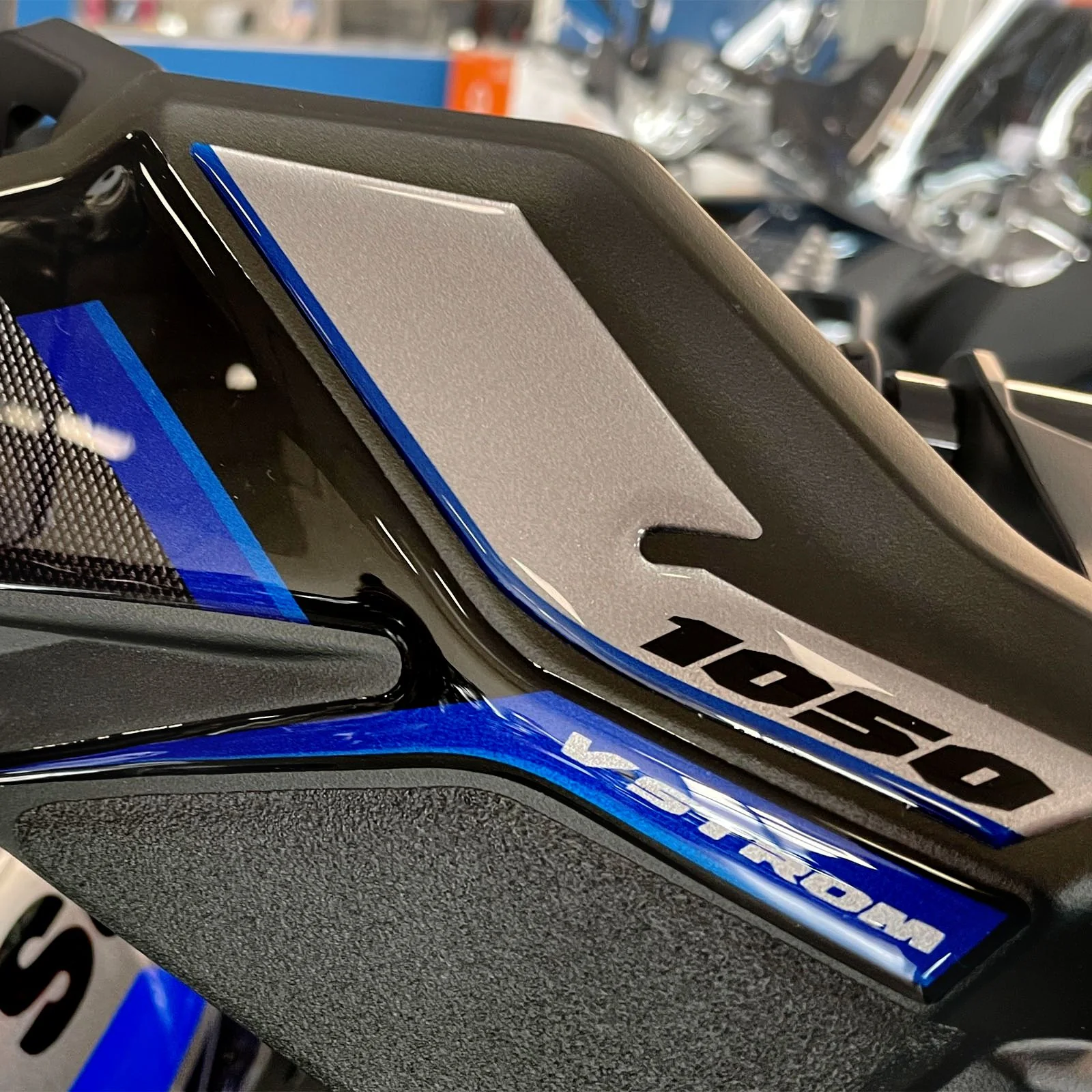 Resin Bike 3D Motorcycle Stickers - Handguards | Suzuki V-Strom 1050/1050XT 2020>2023 - Image 4