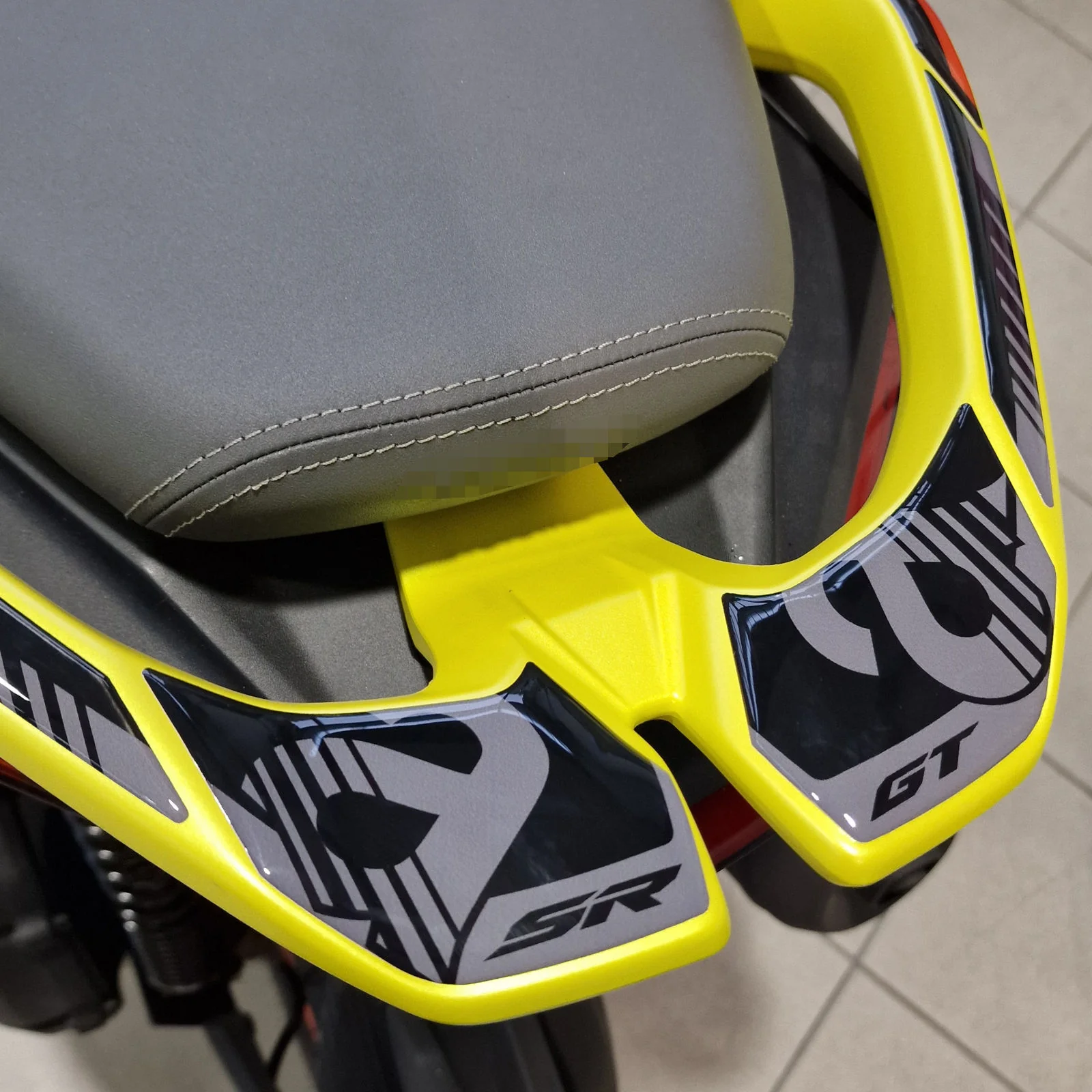 Resin Bike 3D Motorcycle Stickers - Passenger Handles | Aprilia SR 125/200 2022>2025 - Image 4