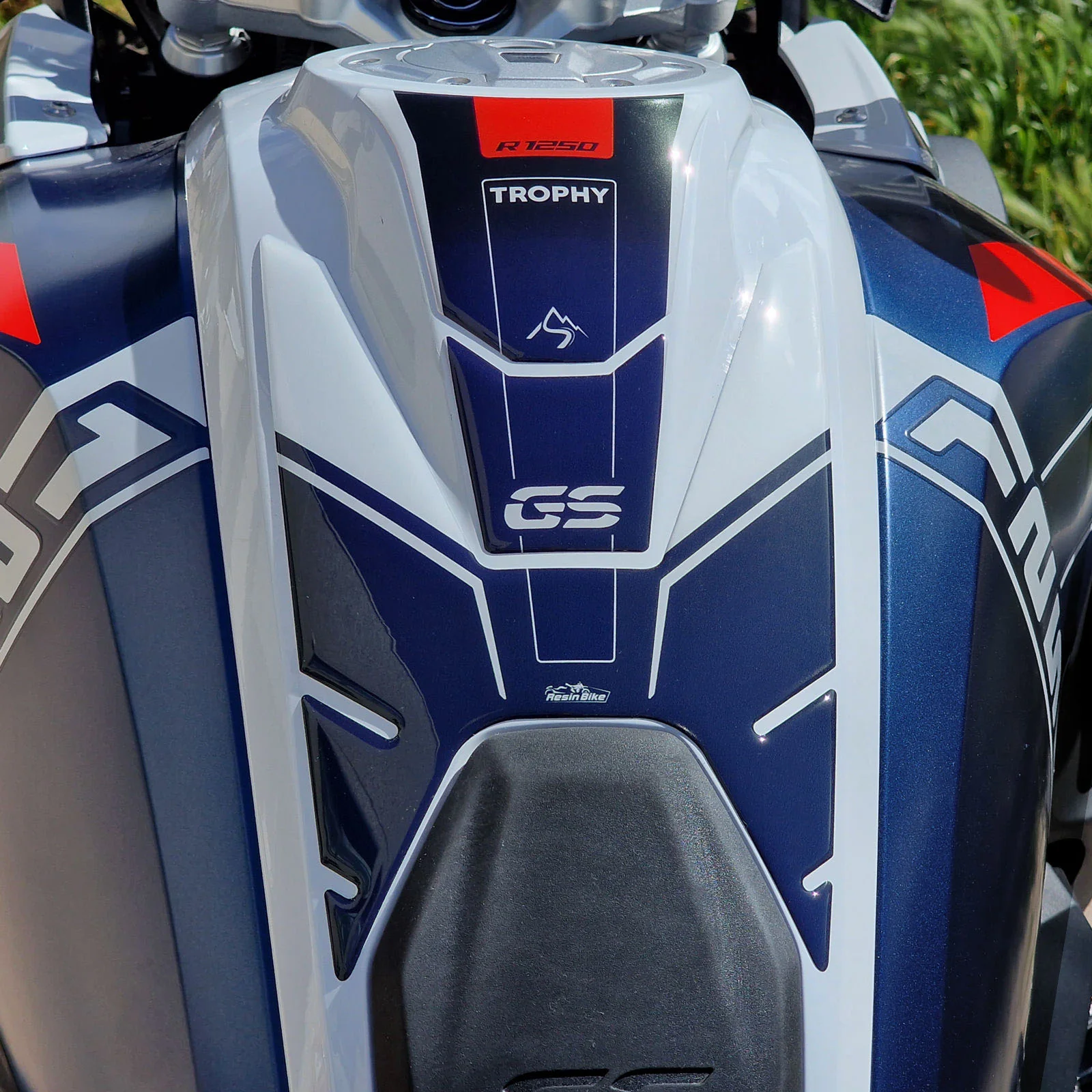 Resin Bike 3D Motorcycle Stickers - Tank Pad | BMW R 1250 GS 2021>2024 - Image 2