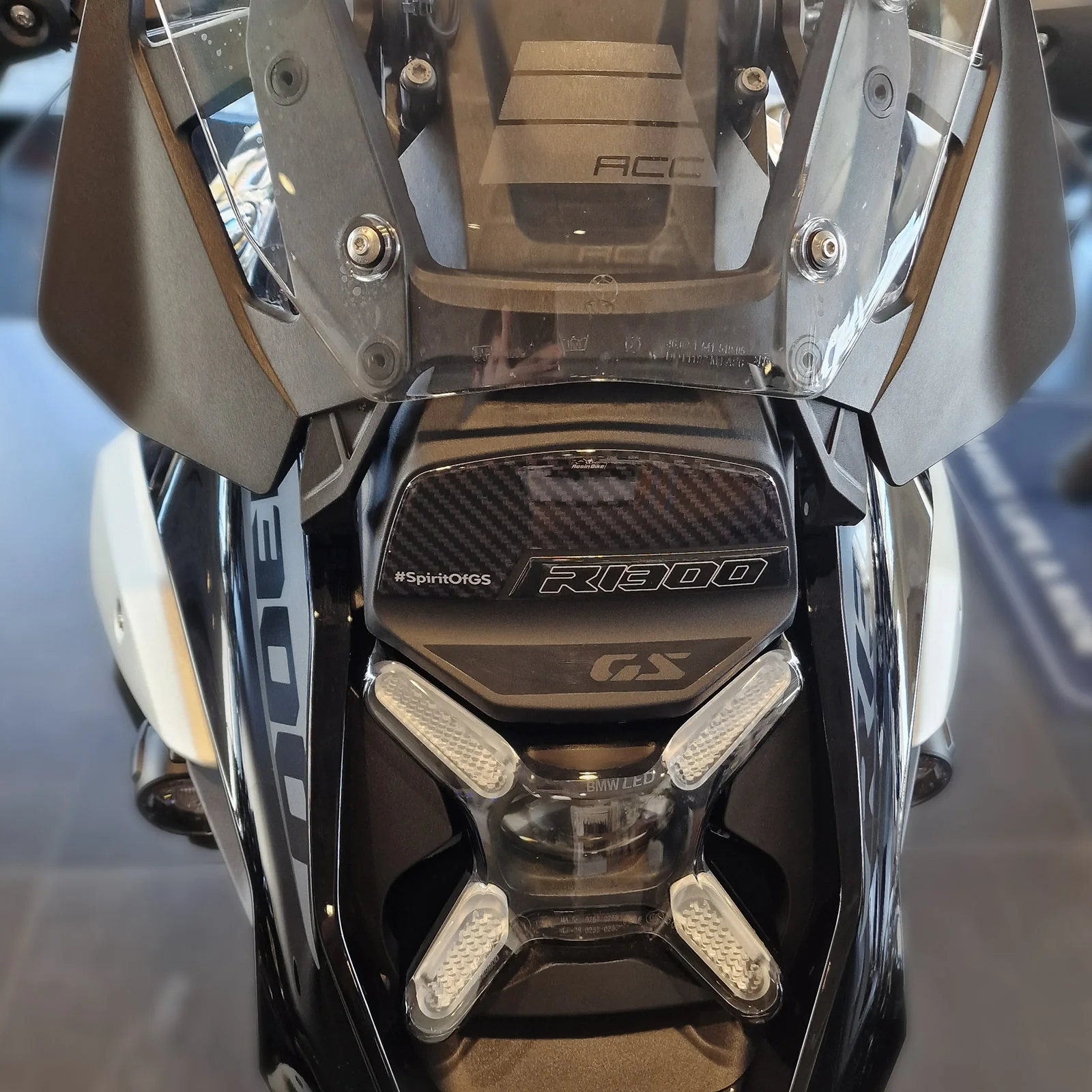 Resin Bike 3D Motorcycle Stickers - Windshield | BMW R 1300 GS 2023>2025 - Image 6
