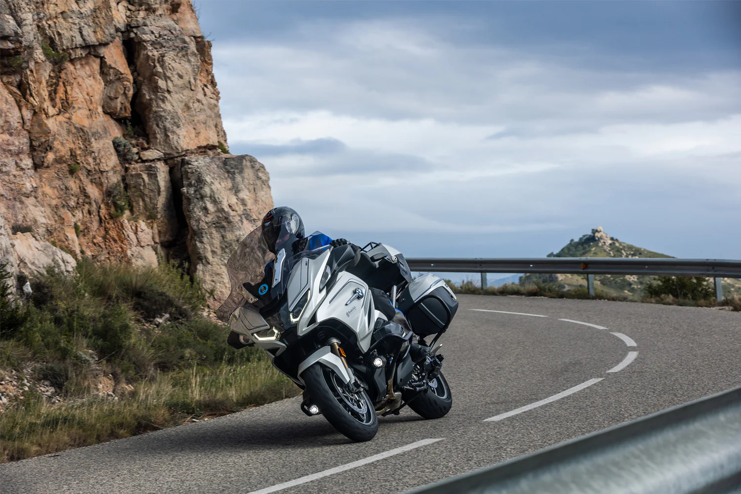 Wunderlich Base Holder For Original Navigator | Black | R 1250 RT - Image 5