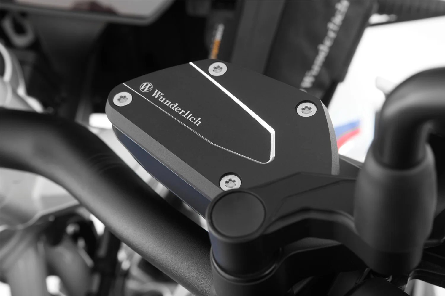 Wunderlich Clutch and Brake Reservoir Cover Set | Black | BMW R nineT - Image 5