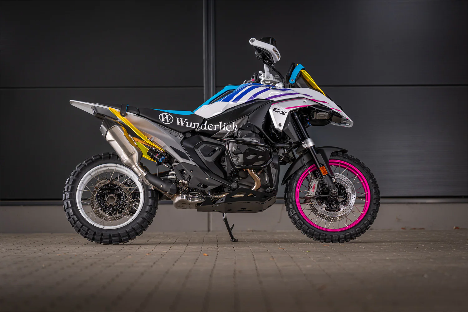 Wunderlich Edition X Exhaust Lift | Silver | BMW R 1300 GS - Image 6