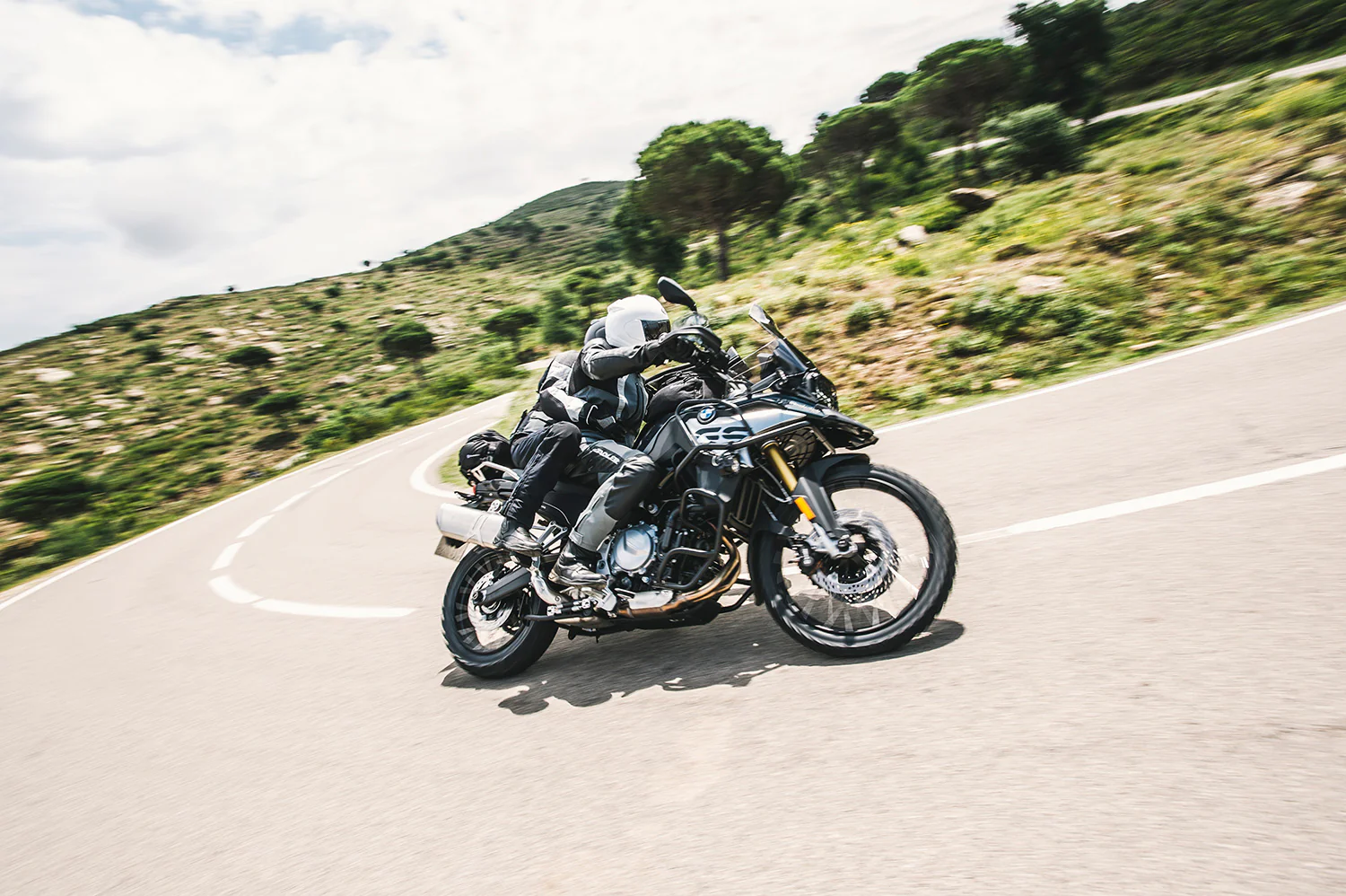 Wunderlich ERGO Handlebar Riser for Models without BMW Navigation | Silver - Image 2