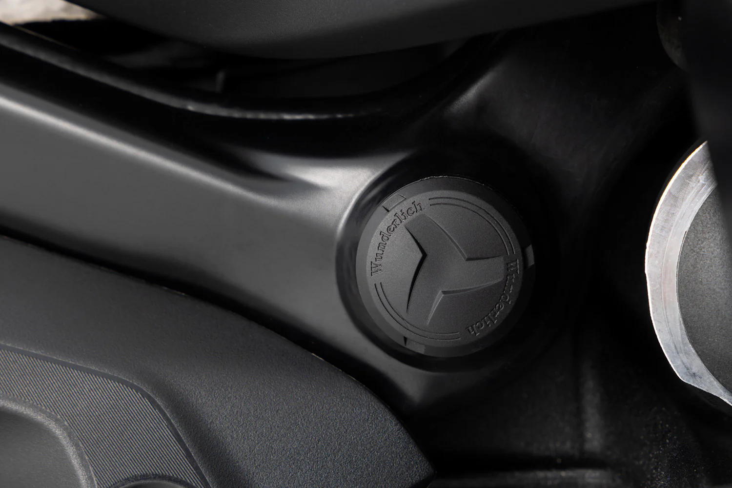 Wunderlich Frame Caps 8-Piece Set | Black | BMW R 1300 GS - Image 6