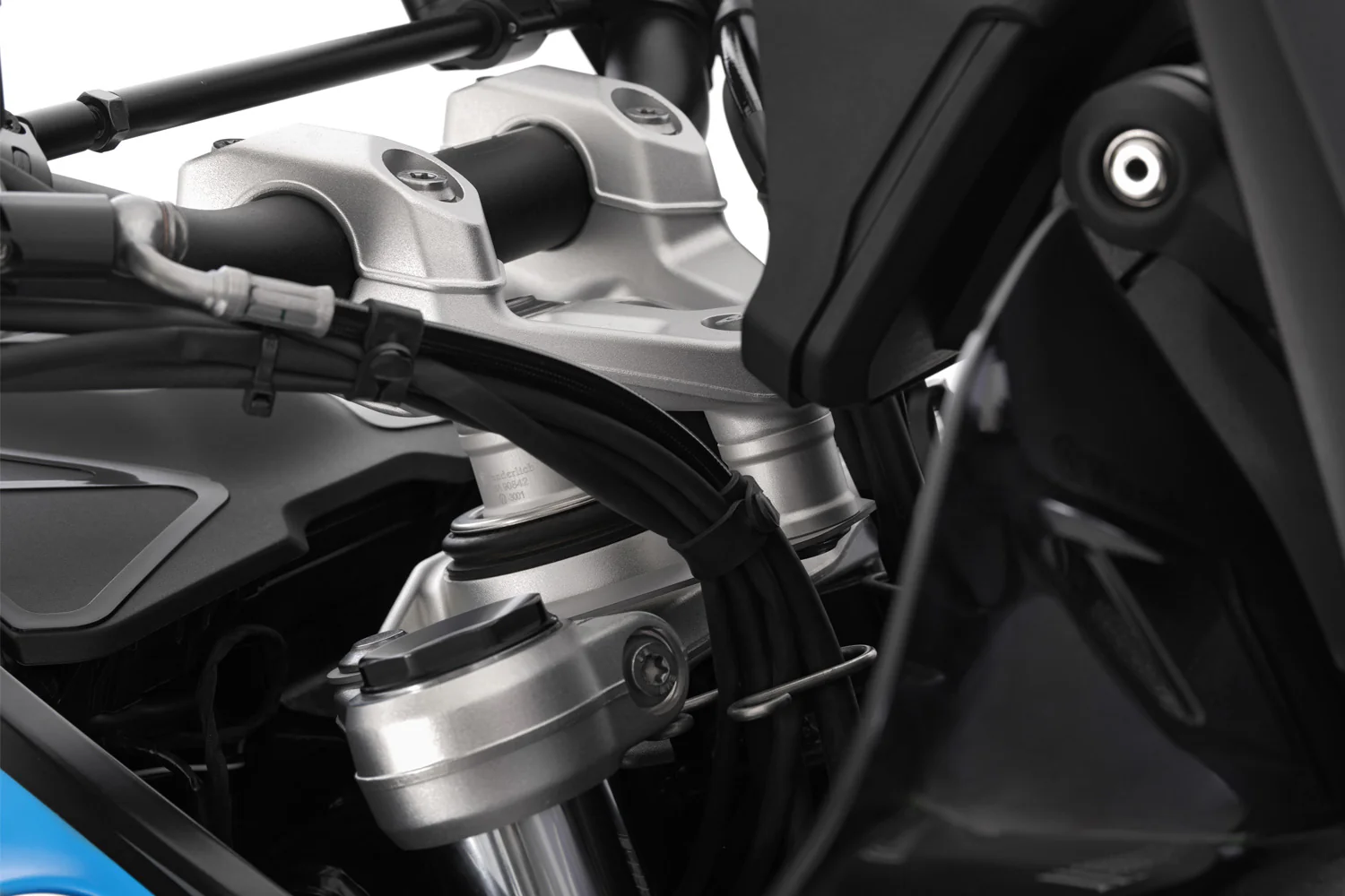 Wunderlich Handlebar Riser Ergo 25mm | Silver | BMW R 1300 GS - Image 3