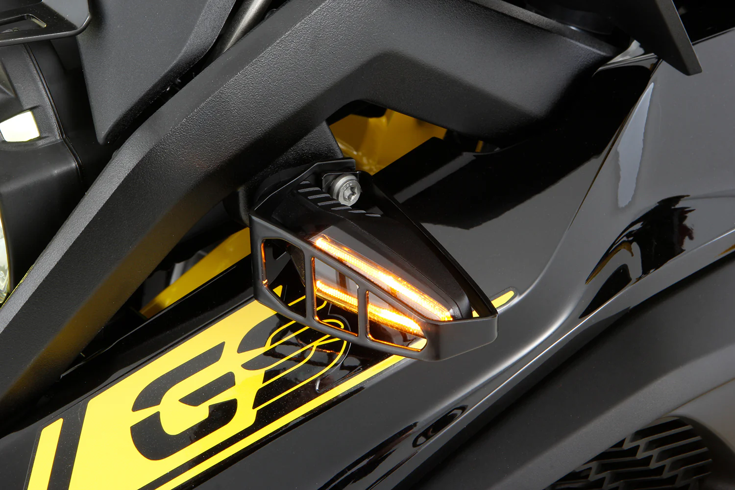Wunderlich Indicator Protection Bar for LED Multifunctional Indicator | Black - Image 7