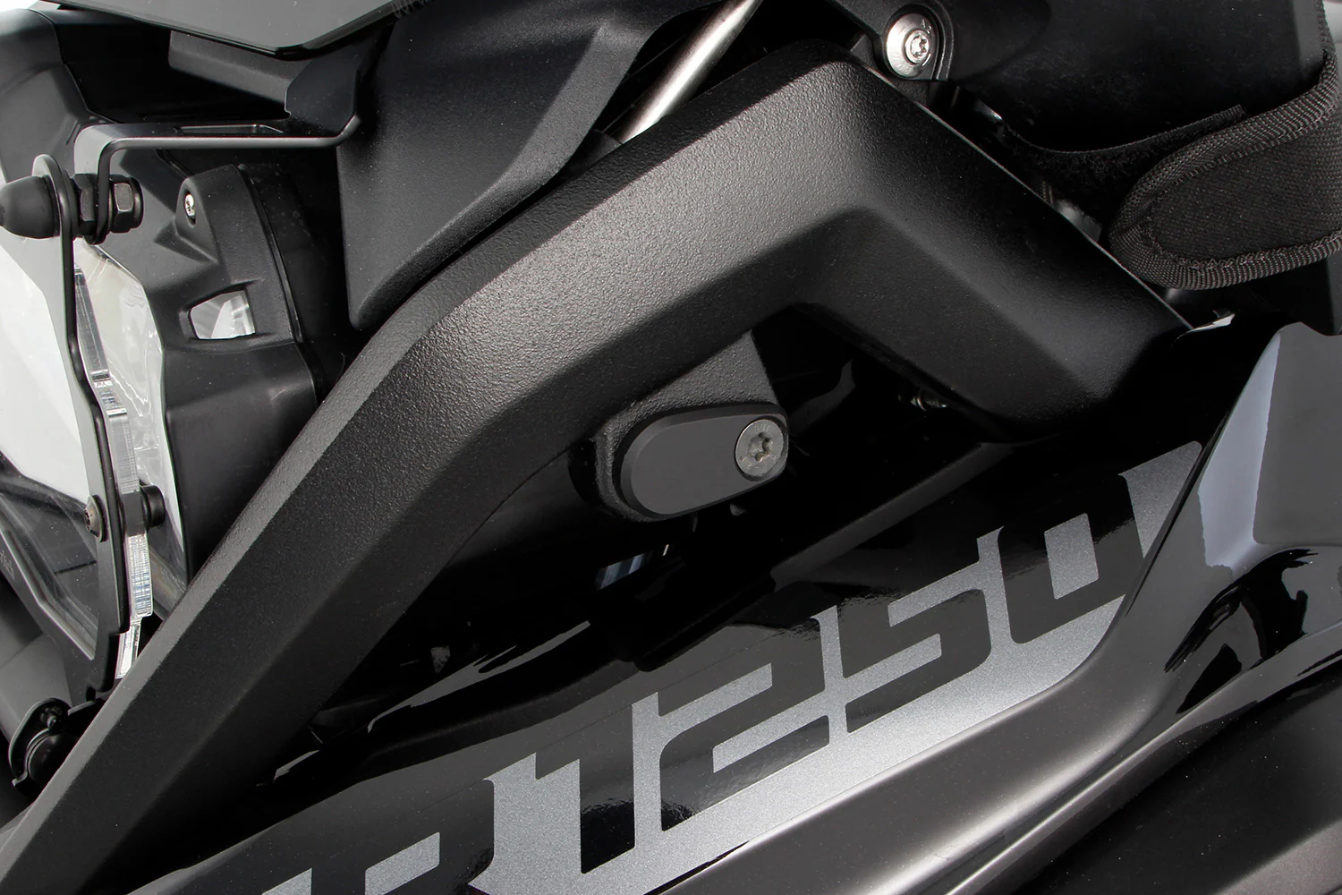 Wunderlich LED Daytime Running Light Indicator System | Black | BMW R 1250 GS Adventure - Image 4