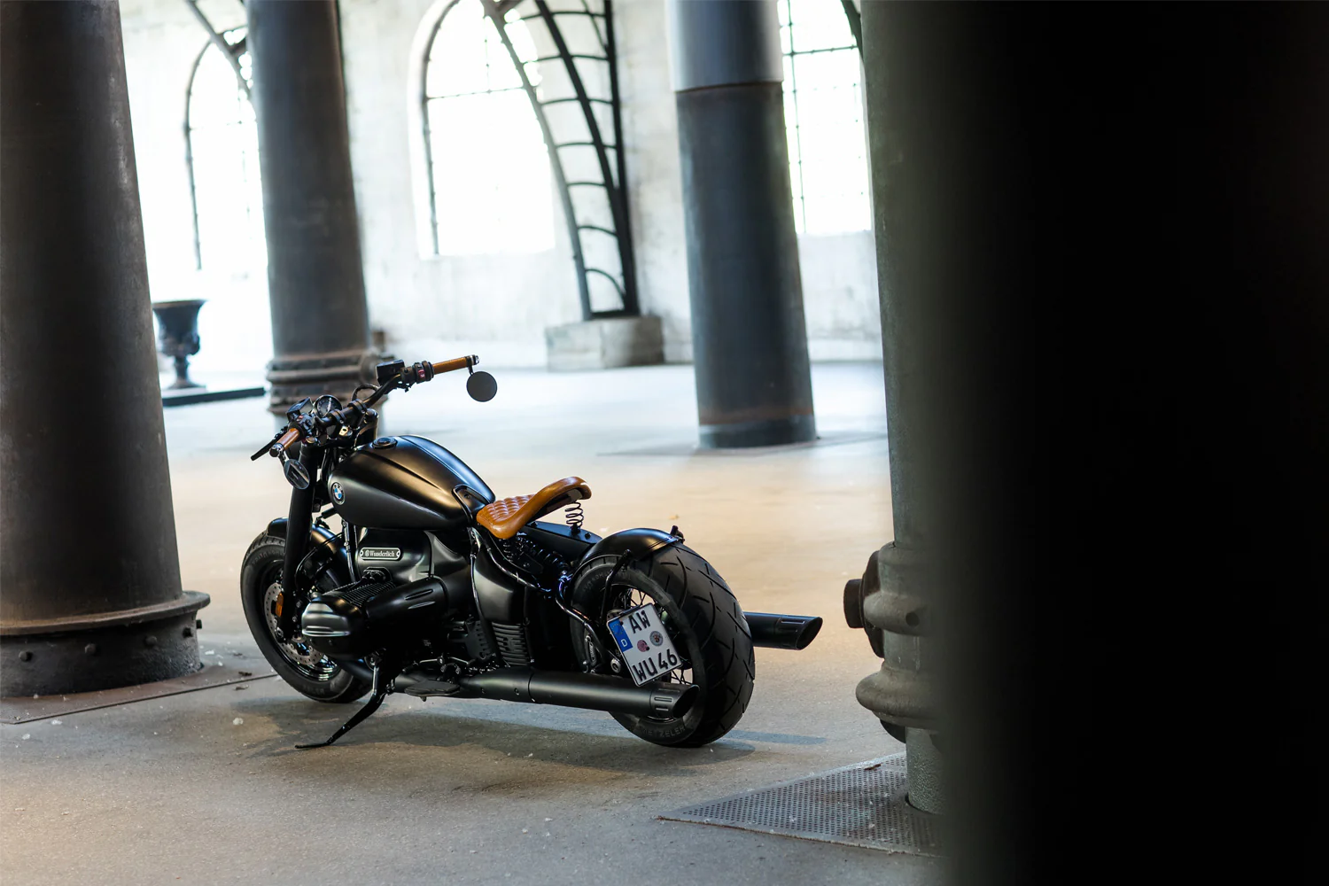 Wunderlich Licence Plate Holder Side | Black | BMW R 18 - Image 7