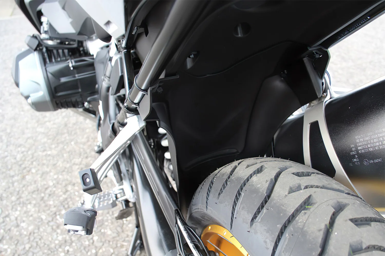 Wunderlich Mudsling Inner Fender | Black | BMW R 1250 GS - Image 9