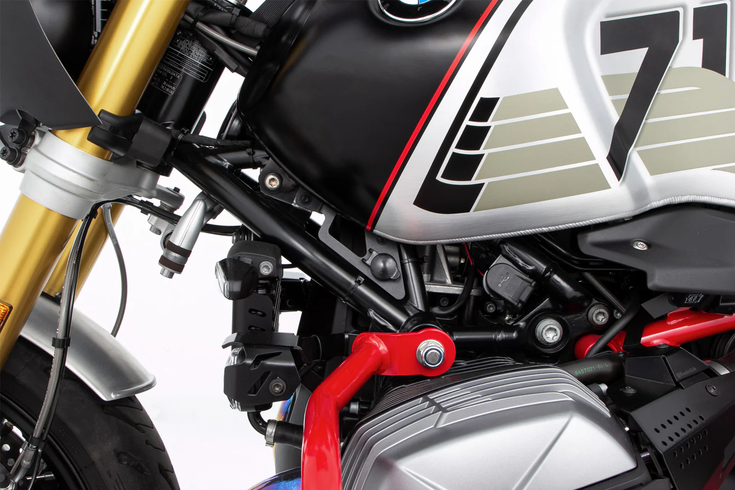 Wunderlich On-Board Socket | Black | BMW R nineT - Image 5