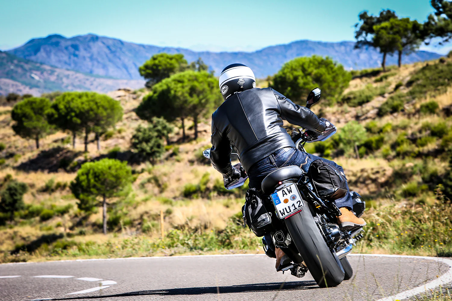 Wunderlich Protection Pad Doubleshock Front | Black | BMW R nineT Scrambler - Image 6