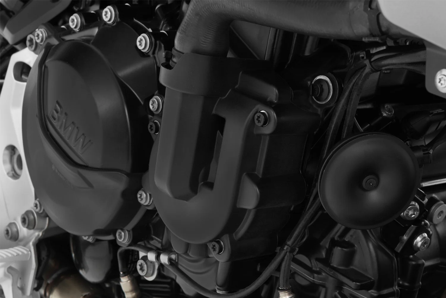 Wunderlich Protective Cover Set For Clutch, Alternator and Water Pump | Black - Image 4