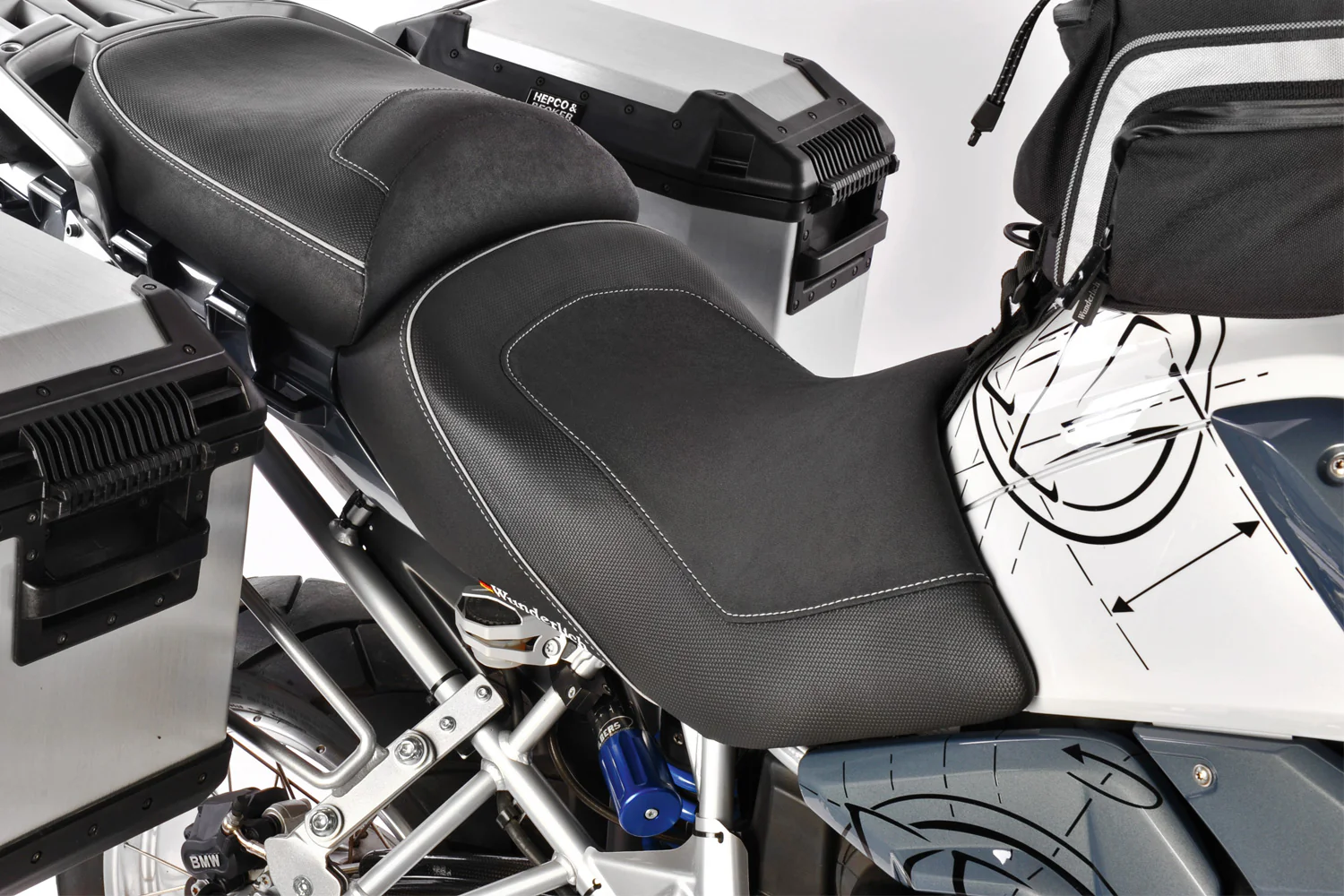 Wunderlich Rider Seat Aktivkomfort 30mm Low | Black | BMW R 1200 GS - Image 3