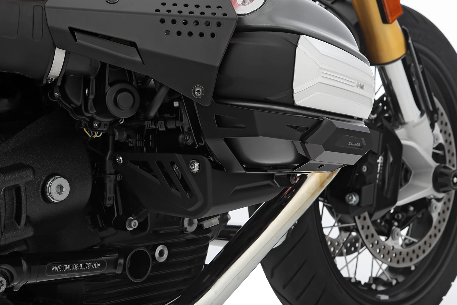 Wunderlich Valve Cover and Cylinder Protectors | Black | BMW R 12 - Image 6