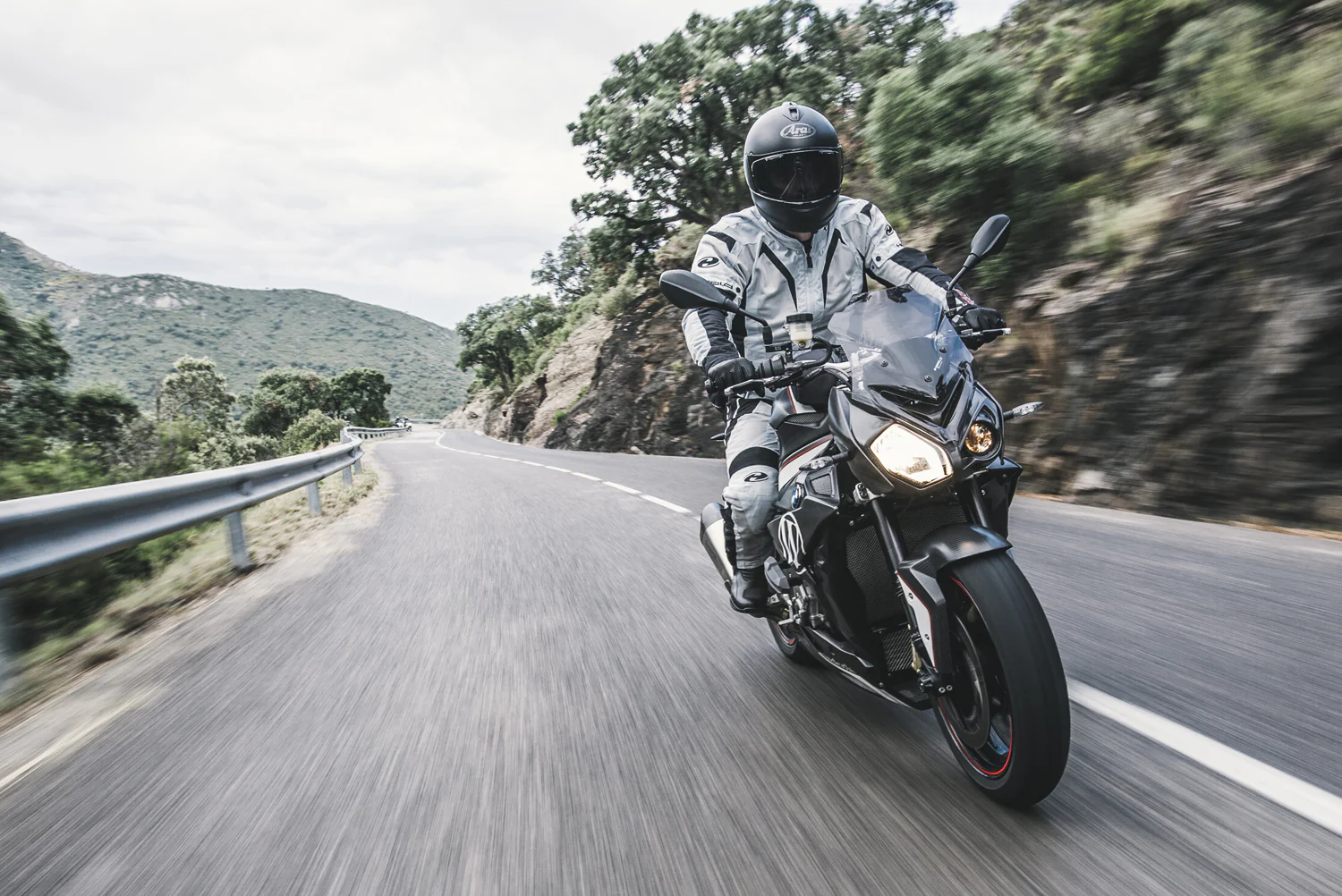 Wunderlich Windshield Longdistance High | Light Smoke | BMW S 1000 R - Image 6