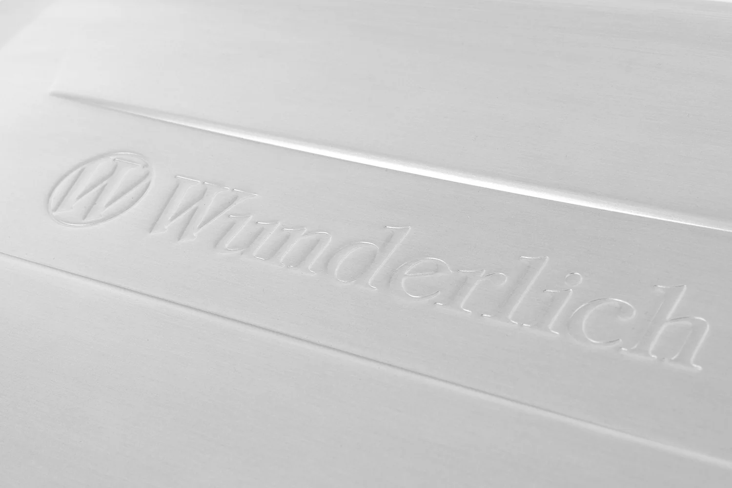 Wunderlich X-Case X55 Top Case with Standard Lock | Silver | BMW R 1300 GS - Image 2