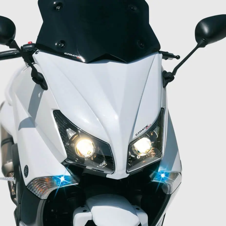 Ermax Front Fairing | Metallic White (Bluish White Cocktail) | Yamaha TMAX 530 2012>2014 - Image 2